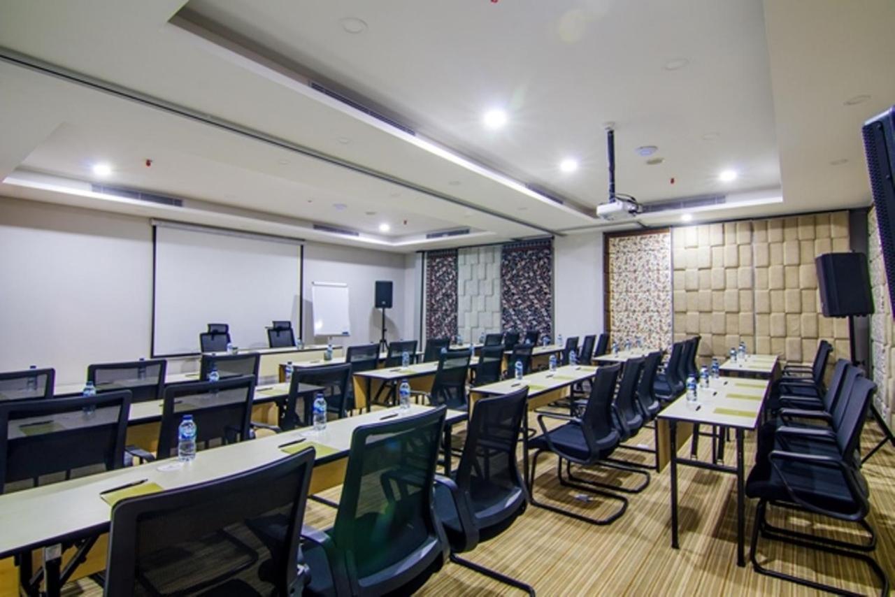 Jambuluwuk Thamrin Hotel Jakarta Luaran gambar